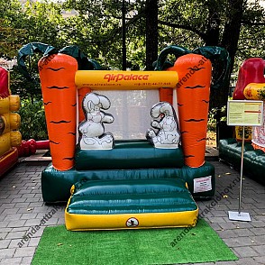 Батут с сухим бассейном «Зайцы»