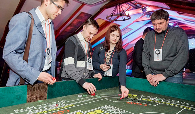 Столы для игры в кости в аренду